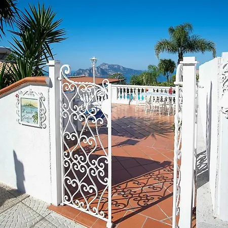The Garden On Capri Villa